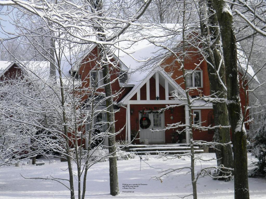 Maple Woods Bed and Breakfast Casselman Esterno foto